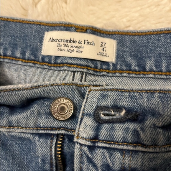 Ultra High Rise 90s Straight Jean FUN WAIST HEM!​ - Picture 4 of 4